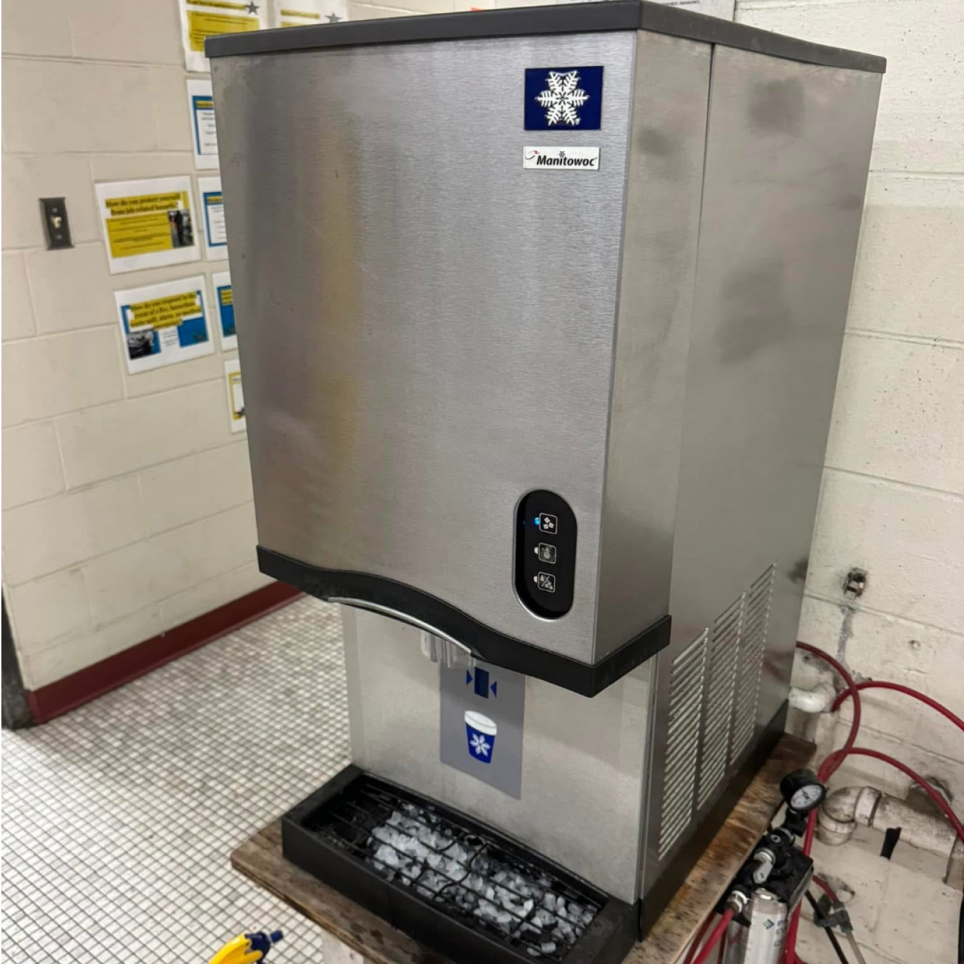 Commercial Ice Maker Services