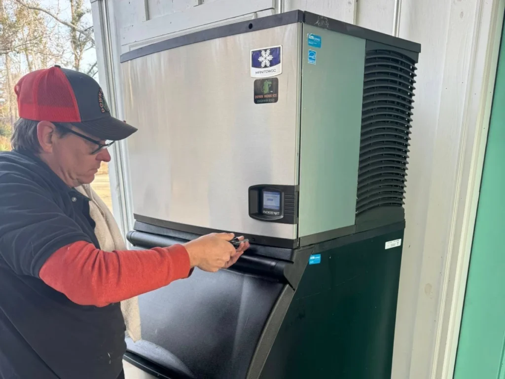 Ice Maker Cleaning in Florida